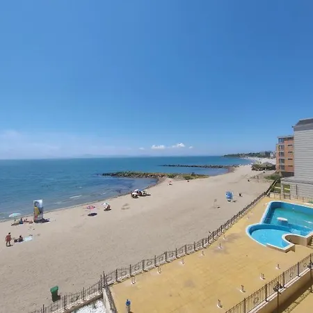 Festa Sea View Апартаменты Поморие