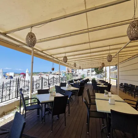 Апартаменты Festa Sea View