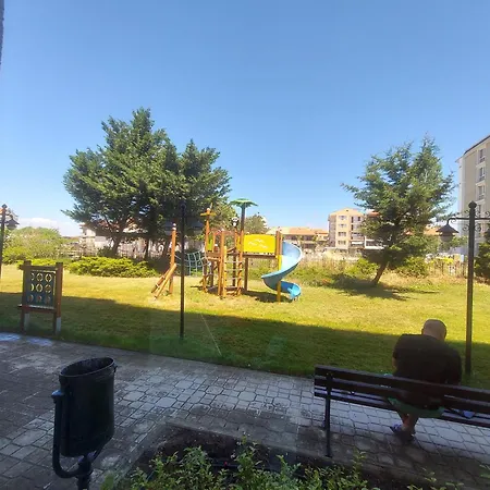 Festa Sea View Апартаменты Поморие